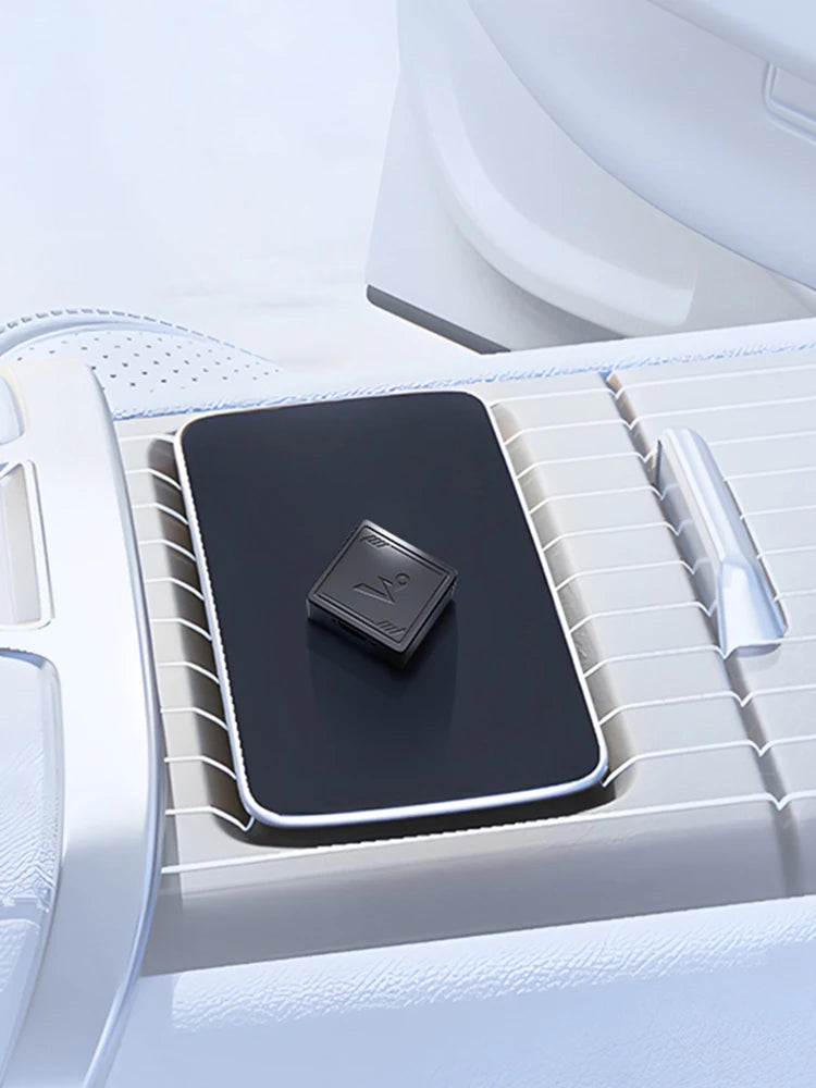 4G GPS Tracker for Vehicles and Bags